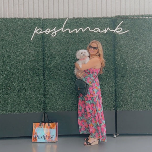 🌈Hello my Pffs 🌈trying to make time for a live show🦋Chaser🤩JS🎊REVOLVE🔥Like 💞🇺🇸 - Picture 4 of 15